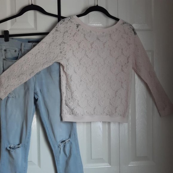 Abercrombie & Fitch Pink Floral Lace Scoop Neck 3/4 Sleeve Crop Top Size Small - Picture 2 of 6